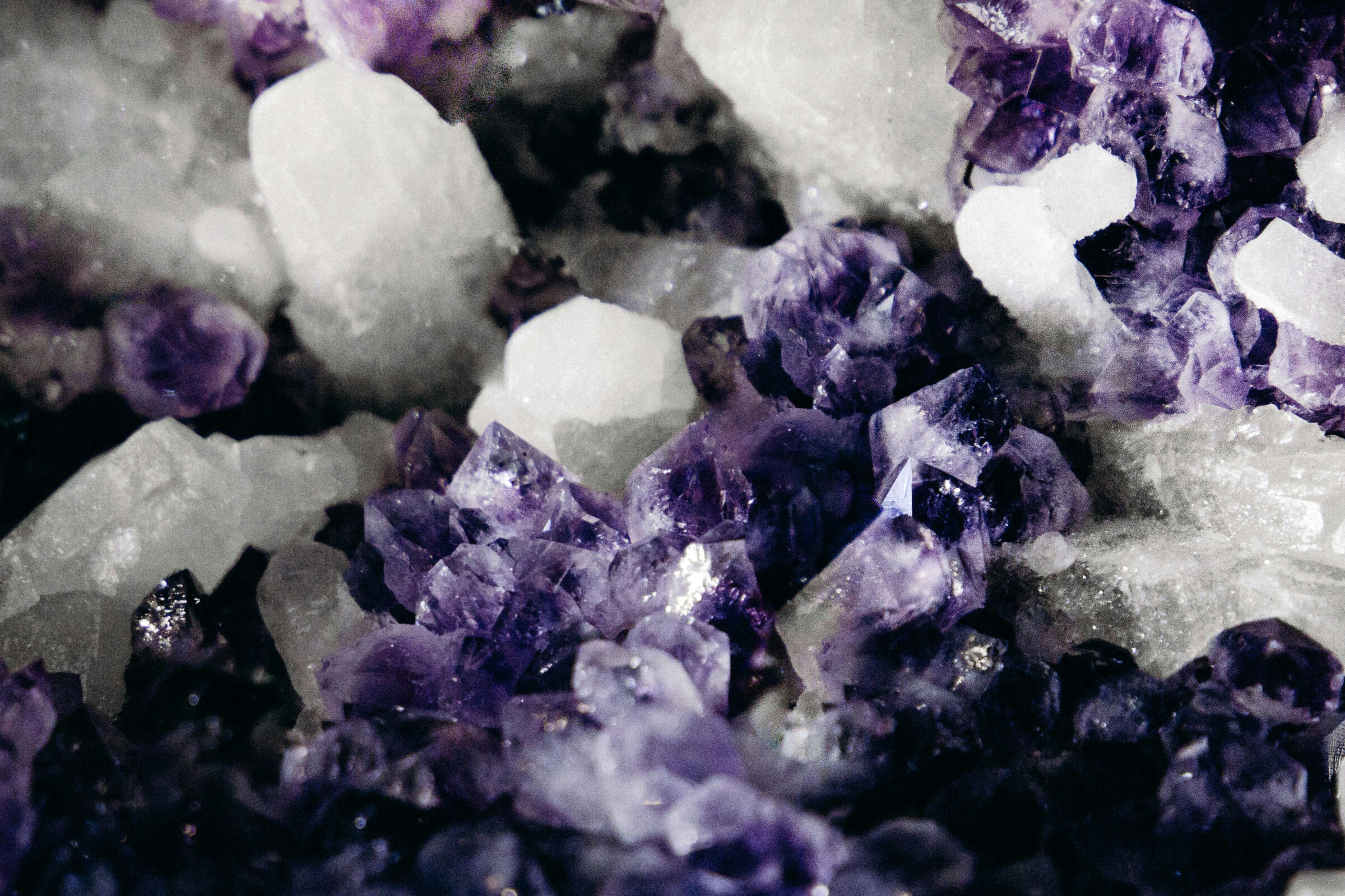 Mental health & psychological counseling with Molly in Jena, Germany - crystals