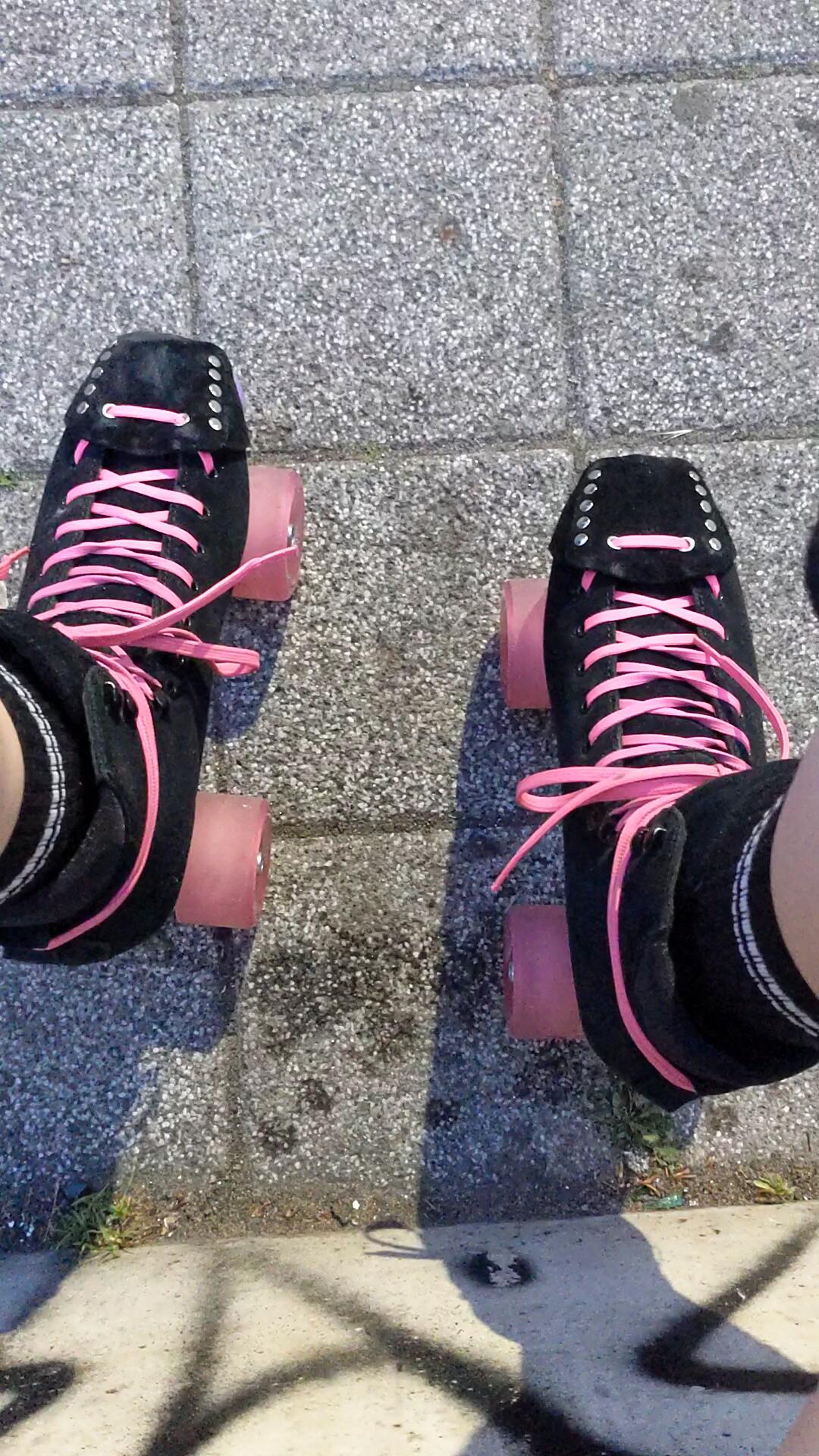 Molly's pink glitter light-up roller skates!